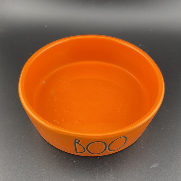 Rae Dunn Halloween Orange BOO Small Pet Food Dish Bowl - Picture 2 of 3
